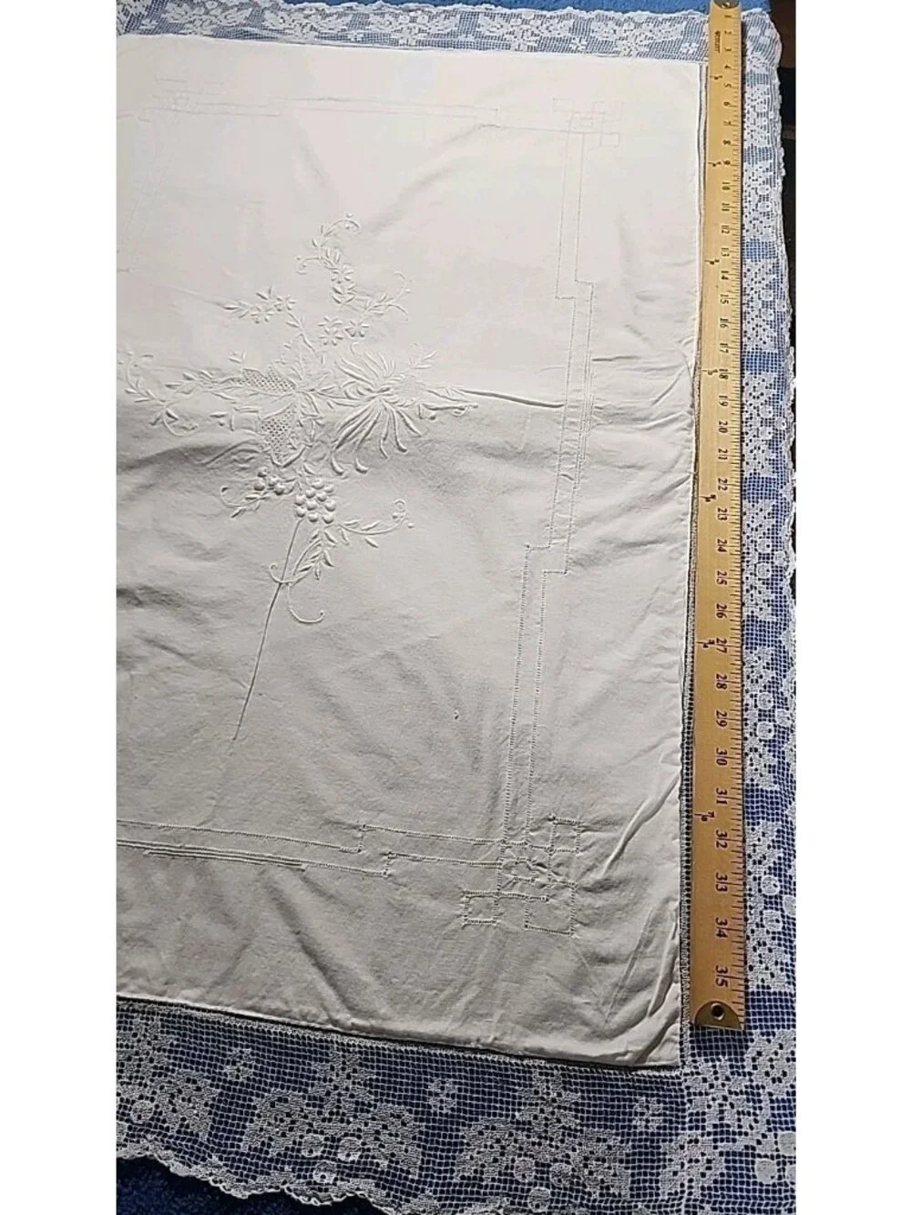 2 Lace Trimmed Embroidered Embellished White Cotton Victorian Pillow Shams Large